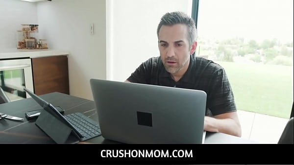 CrushonMom – Finally horny MILF stepmom with big ass Cory Chase got what she wanted!