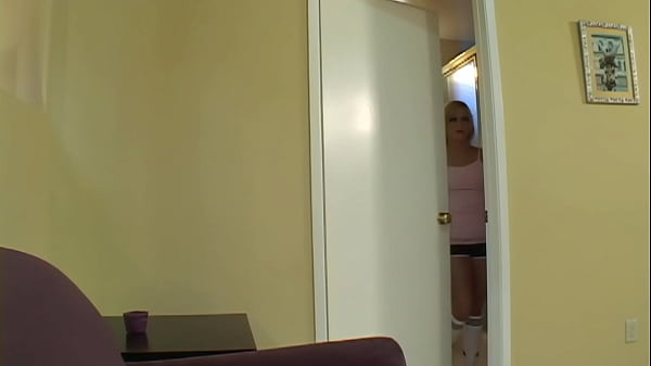 Courtney Simpson Squirts During Fucking