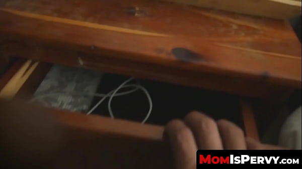 MomIsPervy.com – Stepmom Danica Dillon gets oral fix from her stepson