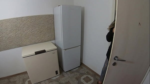 Preview- MilfyCalla- Face fuck,deep-throat and sex while wearing a dirty down-jacket and uggs 220