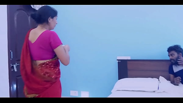 Indian Bhabhi Fucked Hard By Dewar Sloppy Blowjob With Pussy Fucking Cum Inside