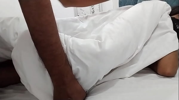 Indian Village Romantic Sex with Desi Girlfriend Full Hindi Video