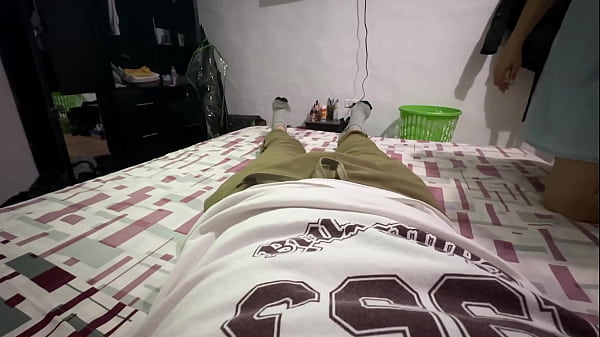 jovencita cachonda es follada por su padrastro