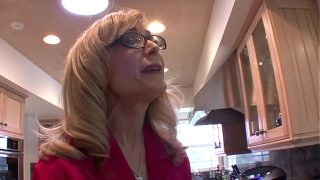 Ally Evans Is Seduced By Milf Nina Hartley To Learn How To Lick Pussy.
