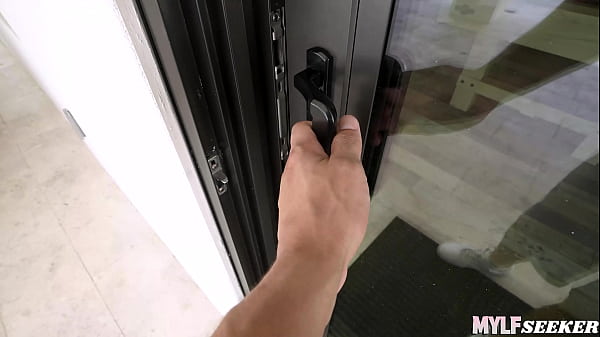 I Really Like Blonde MILFs