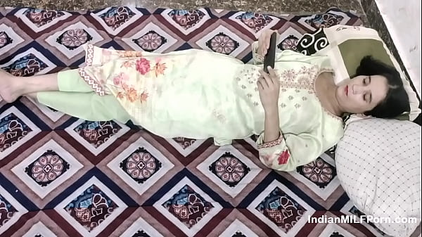 Indian Stepsister Watching Porn Om Mobile Fucked Hard By Stepbrother – Hindi Audio