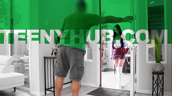 Naughty Newcomer Scarlett Is Too Dirty Not To Be a Pornstar Scarlett Rosewood, Brad Sterling