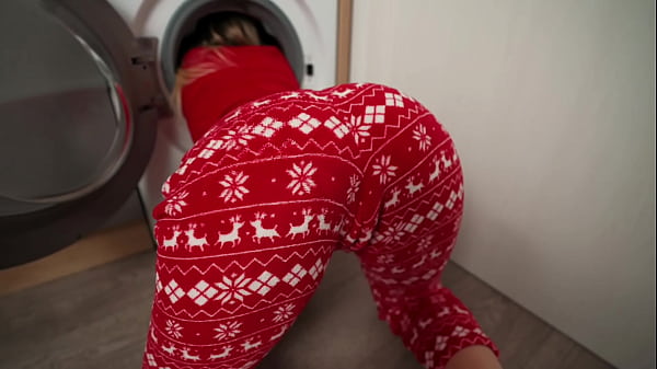 Best Gift for Step Son – Step Mom Stuck in Washing Machine!