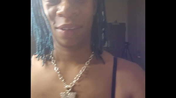 Lalola Klitz loves is giving me some wet throat