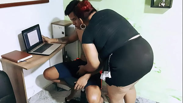 Mature Colombian woman fucking at work